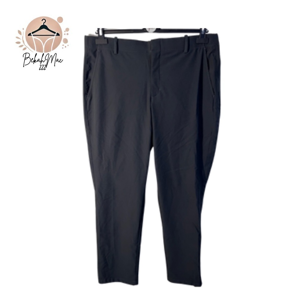 Nike Dri-Fit Slim Fit Men’s Pants 38x30 - Performance and Style Combined